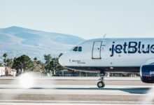 stay connected with the JetBlue Fly-Fi