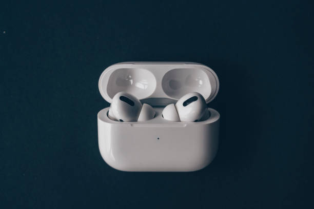 How to deactivate the transparency mode on AirPods.